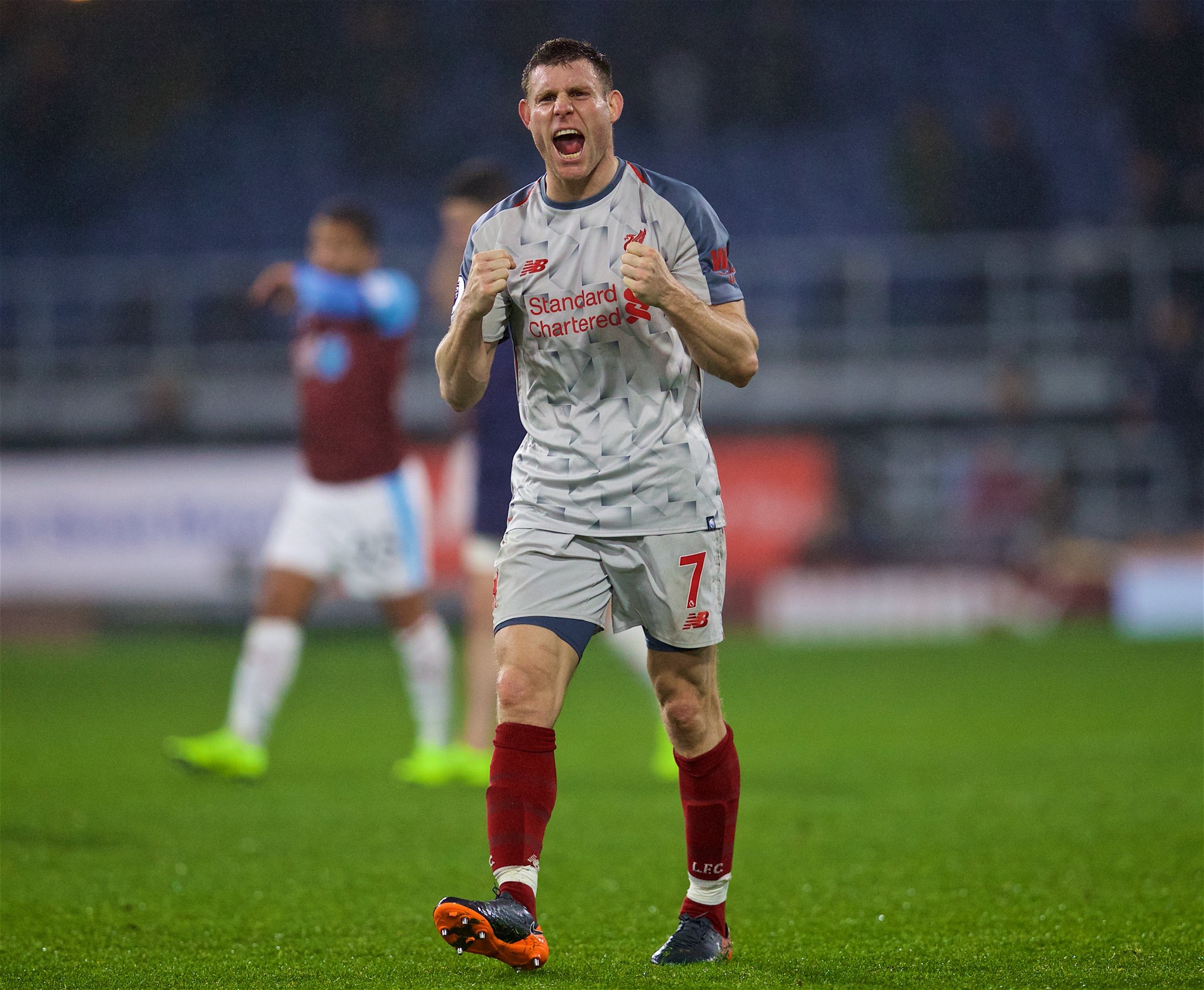 波尔多客场不败,赢得积分领先优势,士气大振的简单介绍 波尔多客场不败,赢得积分领先优势,士气大振的简单介绍